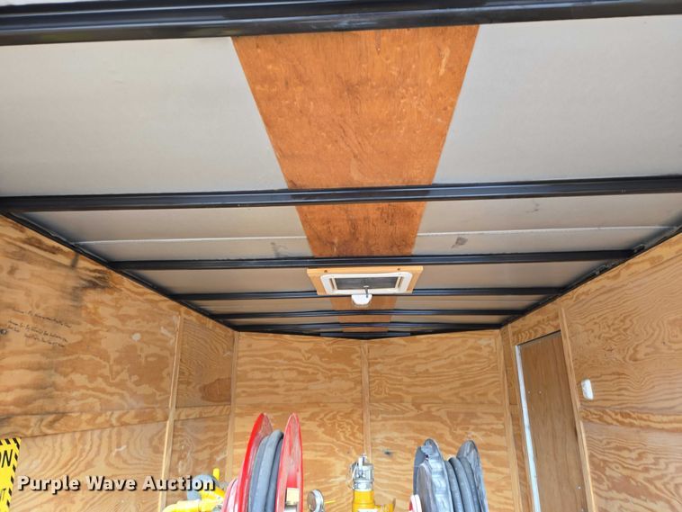 image for item ET5476 2016 Lark United Manufacturing LLC. enclosed cargo trailer