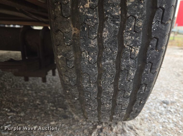 image for item ET5476 2016 Lark United Manufacturing LLC. enclosed cargo trailer