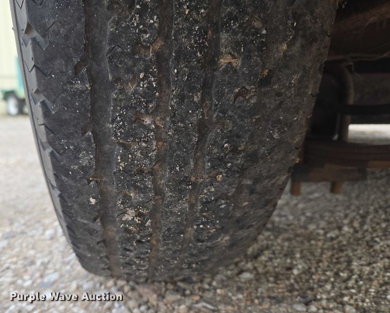 image for item ET5476 2016 Lark United Manufacturing LLC. enclosed cargo trailer