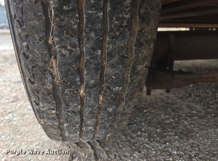 image for item ET5476 2016 Lark United Manufacturing LLC. enclosed cargo trailer