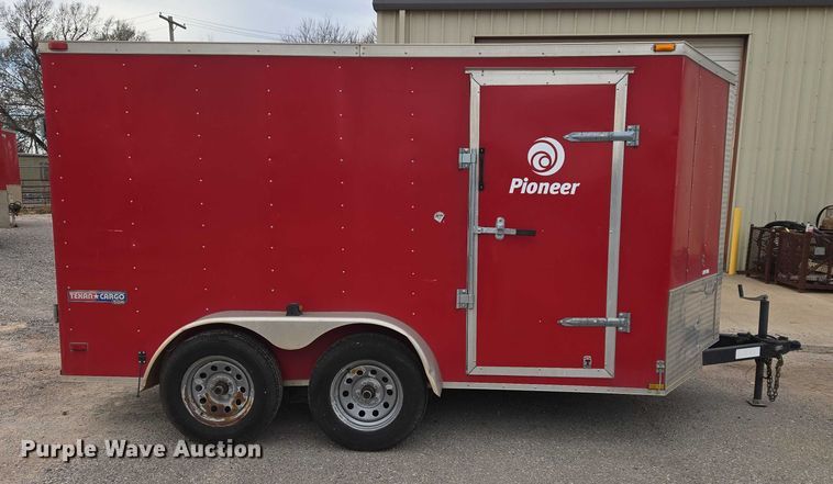image for item ET5477 2016 Lark United Manufacturing LLC enclosed cargo trailer