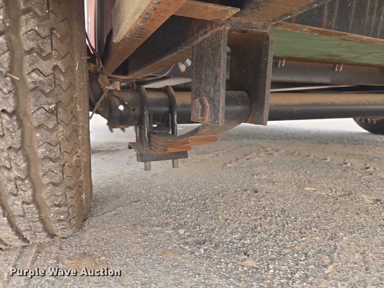 image for item ET5477 2016 Lark United Manufacturing LLC enclosed cargo trailer