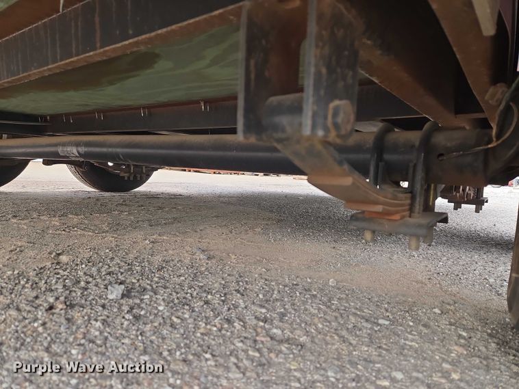 image for item ET5477 2016 Lark United Manufacturing LLC enclosed cargo trailer