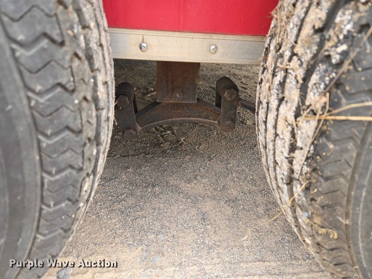 image for item ET5477 2016 Lark United Manufacturing LLC enclosed cargo trailer