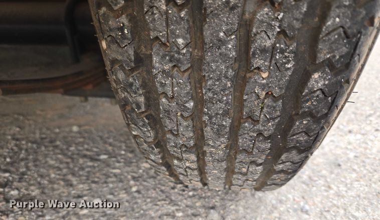 image for item ET5477 2016 Lark United Manufacturing LLC enclosed cargo trailer