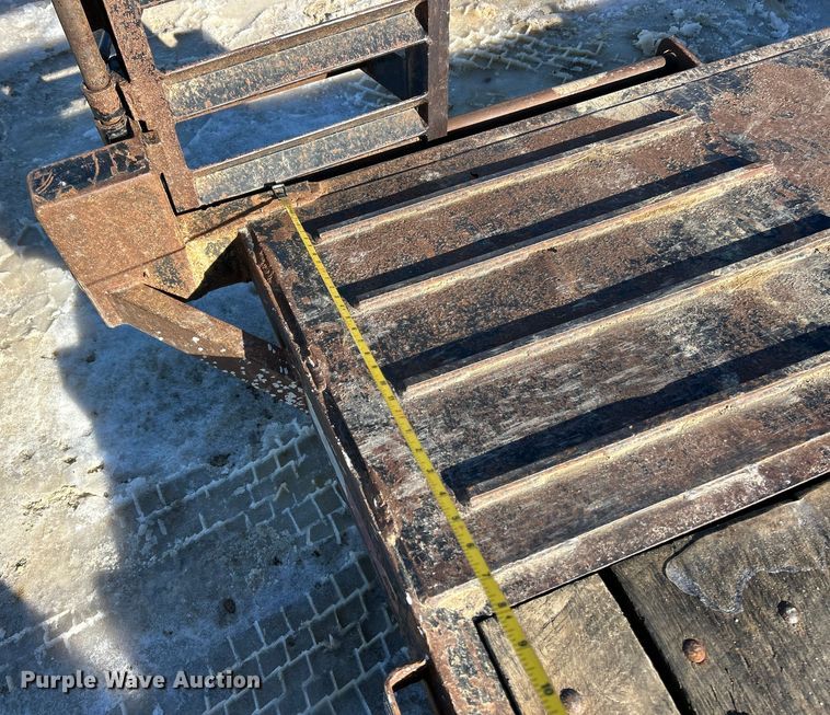 image for item ET6774 2005 Brooks Brothers equipment trailer