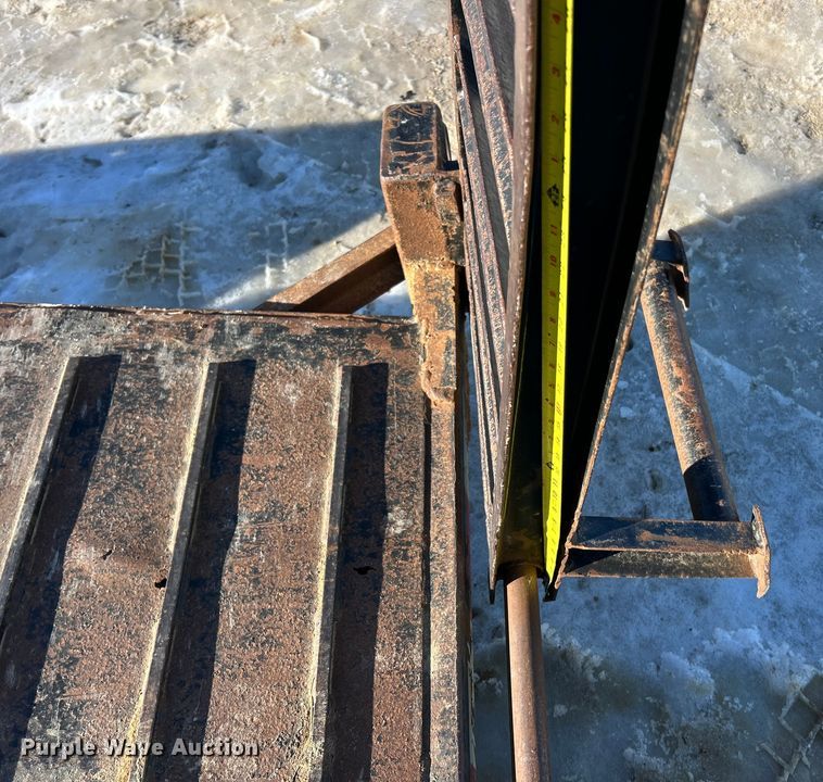 image for item ET6774 2005 Brooks Brothers equipment trailer