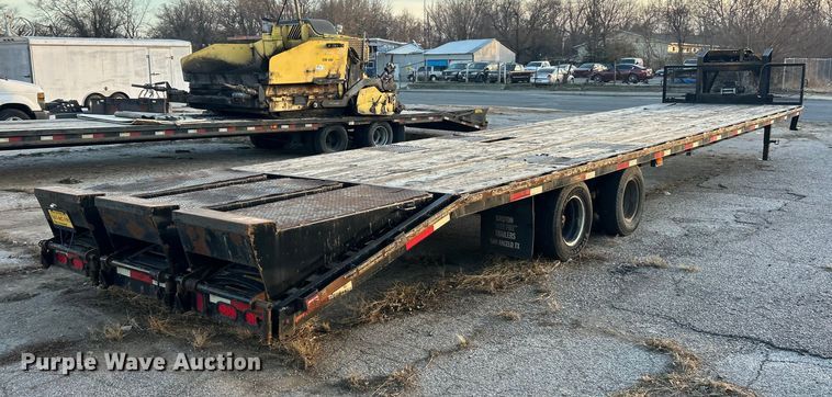 image for item ET6797 2014 Brutt Easy pull equipment trailer