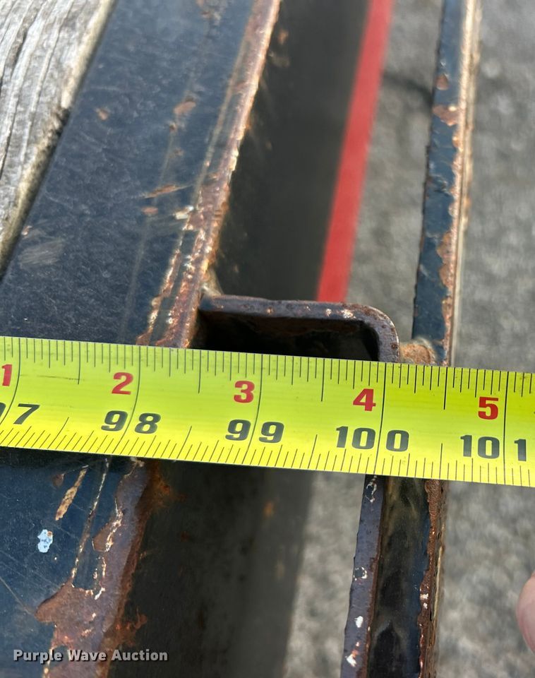 image for item ET6797 2014 Brutt Easy pull equipment trailer