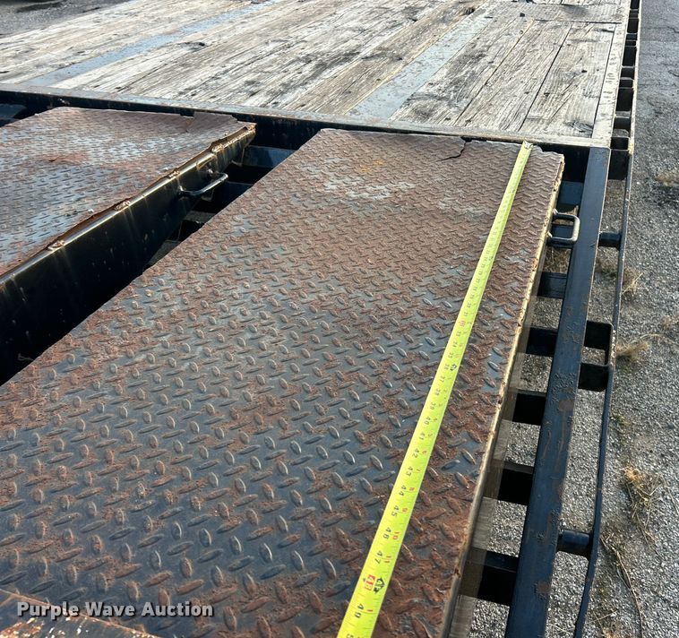 image for item ET6797 2014 Brutt Easy pull equipment trailer