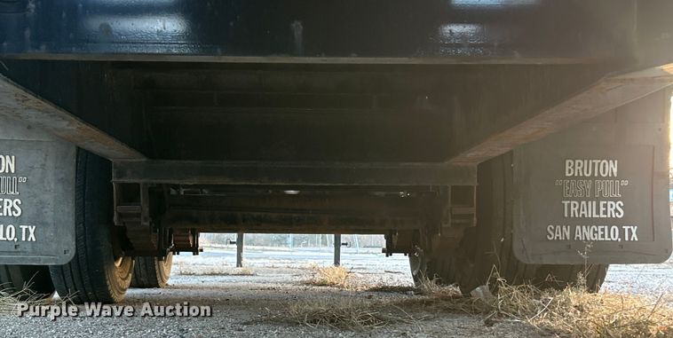 image for item ET6797 2014 Brutt Easy pull equipment trailer