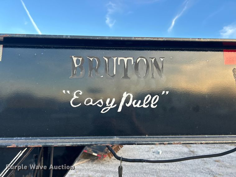 image for item ET6797 2014 Brutt Easy pull equipment trailer