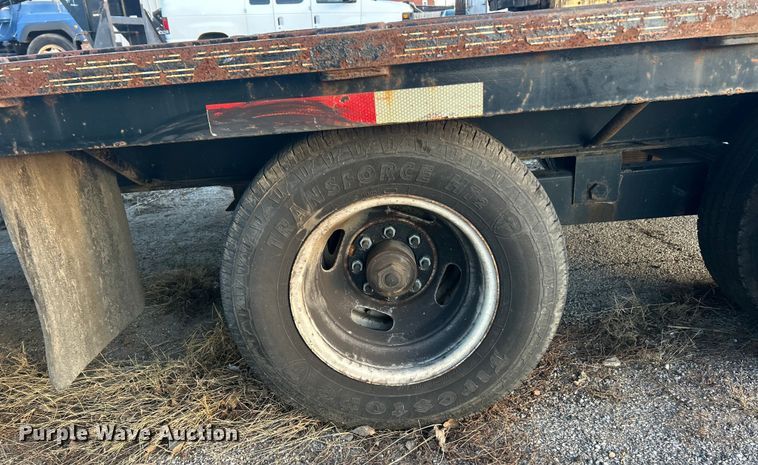 image for item ET6797 2014 Brutt Easy pull equipment trailer