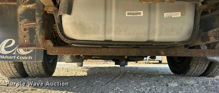 image for item ET6814 2012 Ford E450 Super Duty shuttle bus