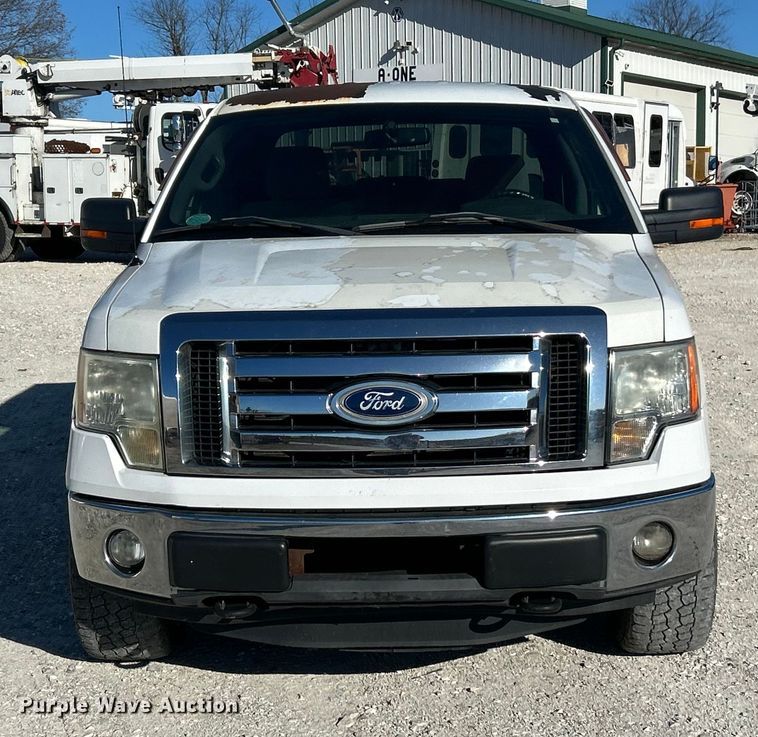image for item ET6816 2011 Ford F150 XLT Crew Cab pickup truck