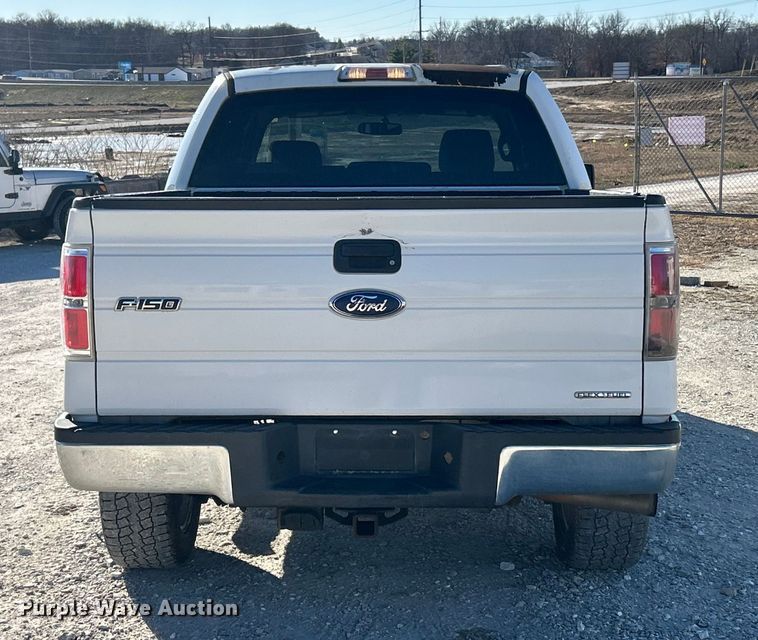 image for item ET6816 2011 Ford F150 XLT Crew Cab pickup truck