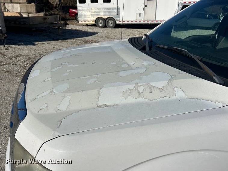 image for item ET6816 2011 Ford F150 XLT Crew Cab pickup truck