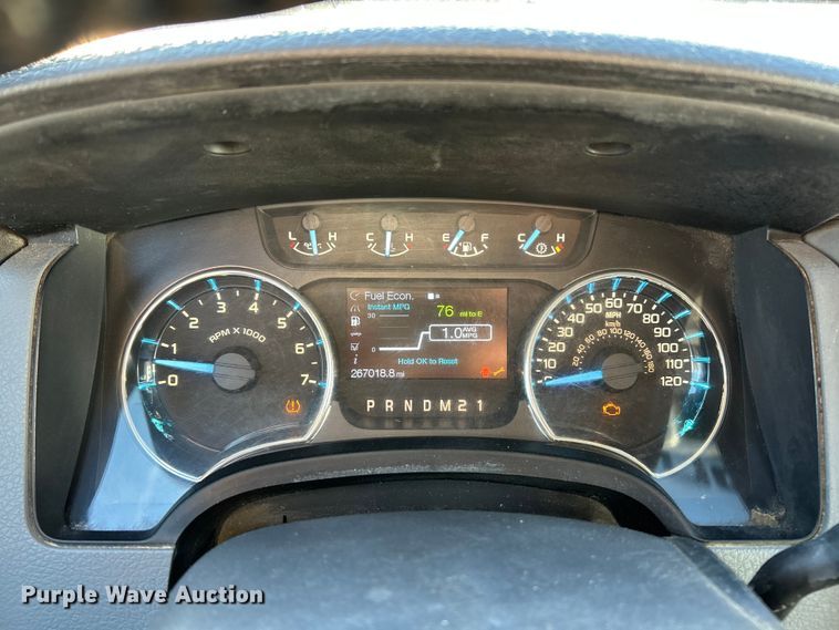 image for item ET6816 2011 Ford F150 XLT Crew Cab pickup truck