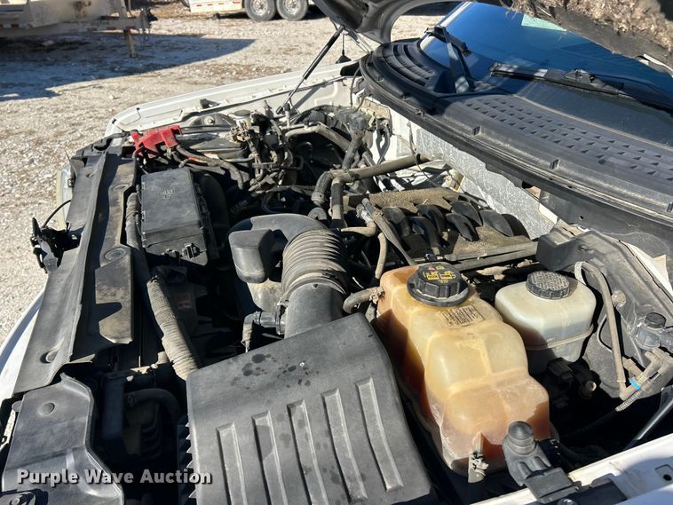 image for item ET6816 2011 Ford F150 XLT Crew Cab pickup truck