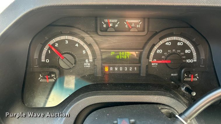 image for item ET6817 2012 Ford E450 Super Duty shuttle bus