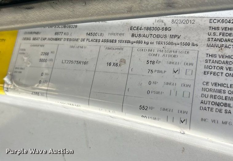 image for item ET6817 2012 Ford E450 Super Duty shuttle bus