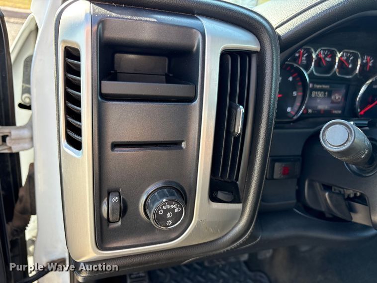 image for item ET7257 2015 GMC Sierra 1500 Double Cab pickup truck