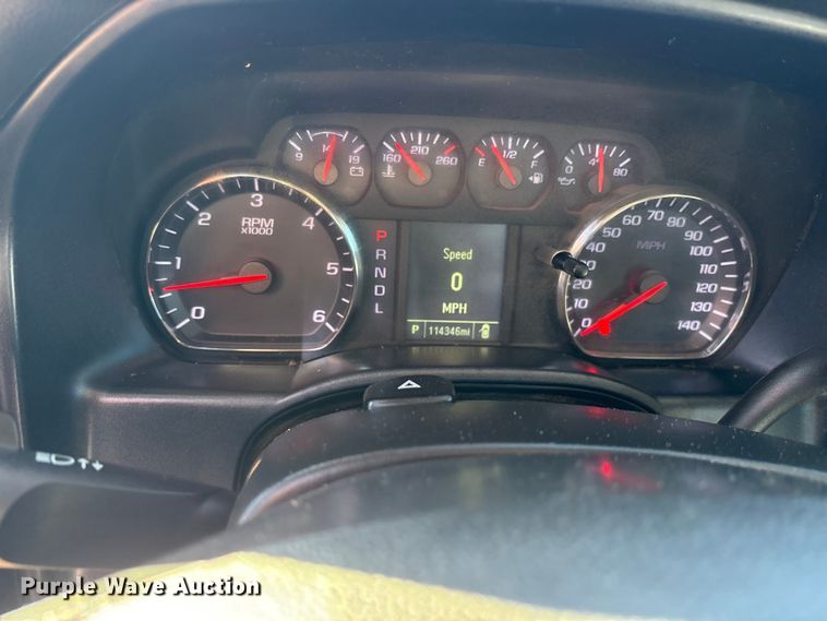 image for item ET7344 2019 Chevrolet Silverado 1500 Ext. Cab pickup truck