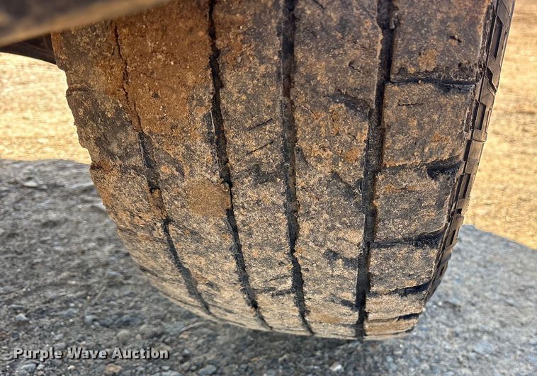 image for item ET7344 2019 Chevrolet Silverado 1500 Ext. Cab pickup truck