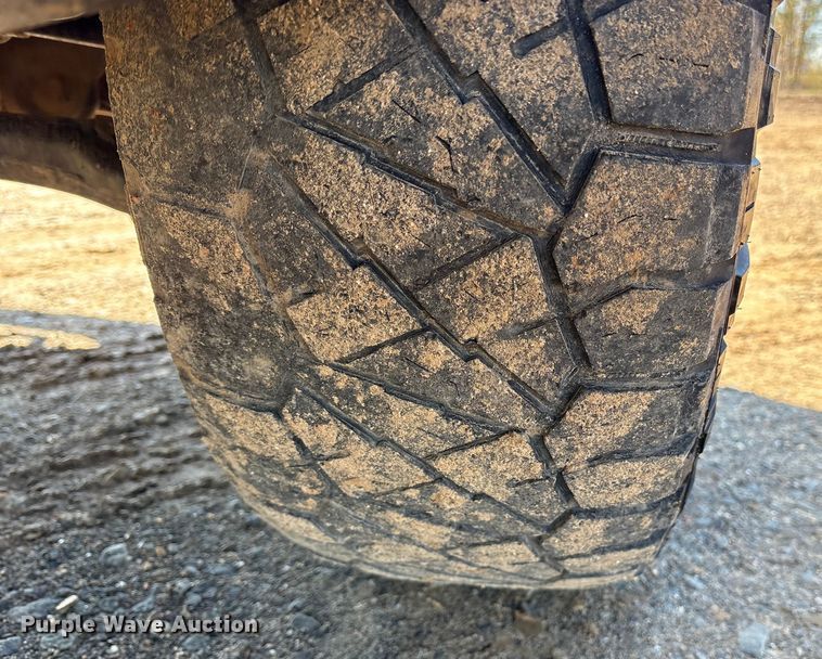 image for item ET7345 2019 Chevrolet Silverado 1500 Ext. Cab pickup truck