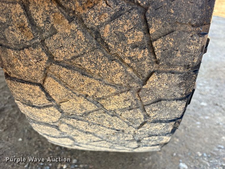 image for item ET7345 2019 Chevrolet Silverado 1500 Ext. Cab pickup truck