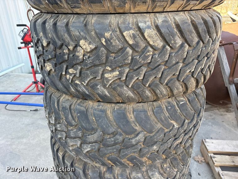 image for item ET7455 (6) AMP LT285/75R16 tires