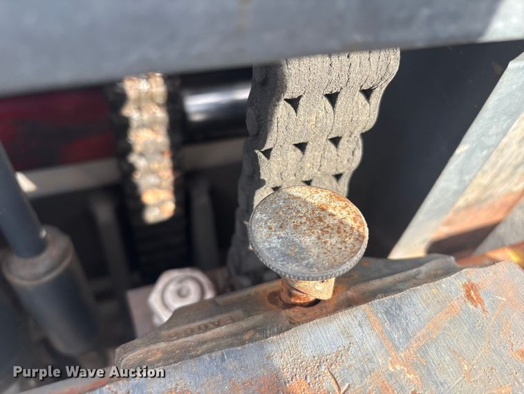 image for item ET8625 2016 Moffett M85501 forklift