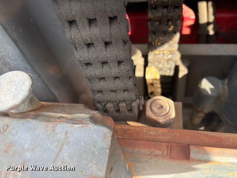 image for item ET8625 2016 Moffett M85501 forklift