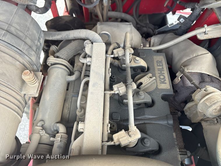 image for item ET8625 2016 Moffett M85501 forklift