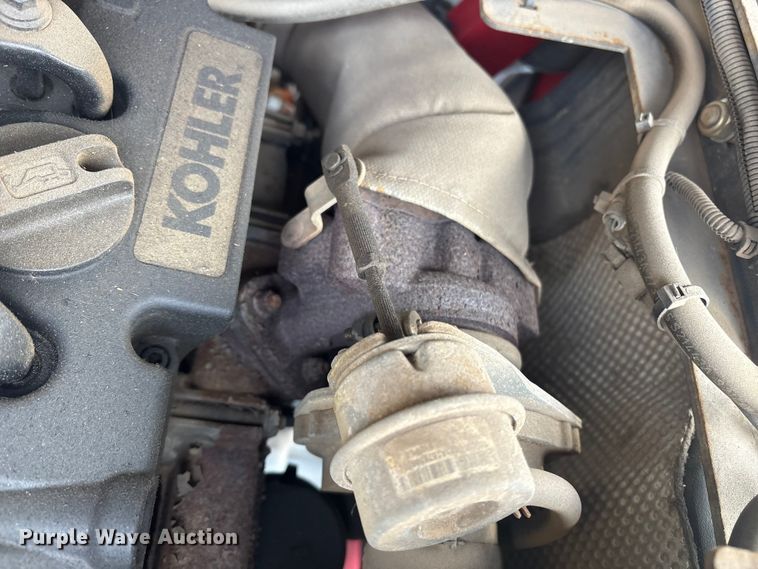 image for item ET8625 2016 Moffett M85501 forklift