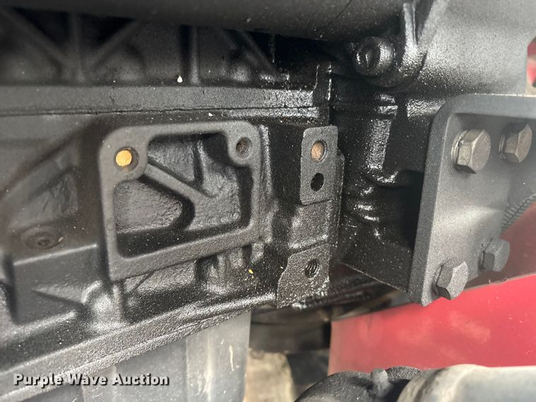 image for item ET8625 2016 Moffett M85501 forklift