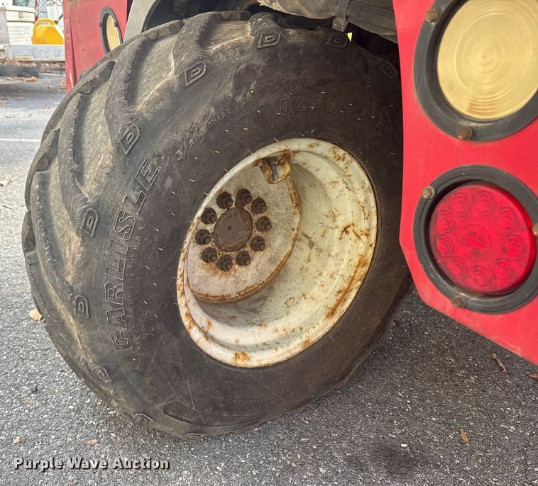 image for item ET8625 2016 Moffett M85501 forklift