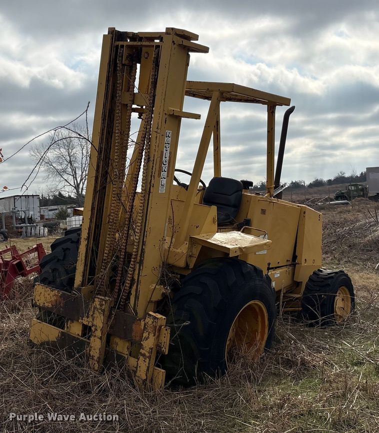 image for item EU0177 Case forklift