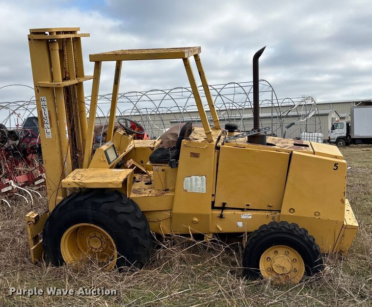 image for item EU0177 Case forklift