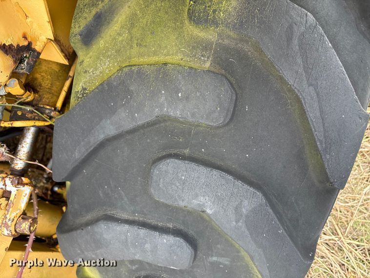 image for item EU0177 Case forklift