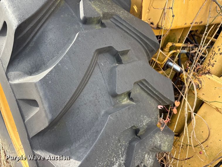 image for item EU0177 Case forklift