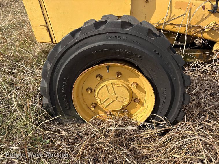 image for item EU0177 Case forklift