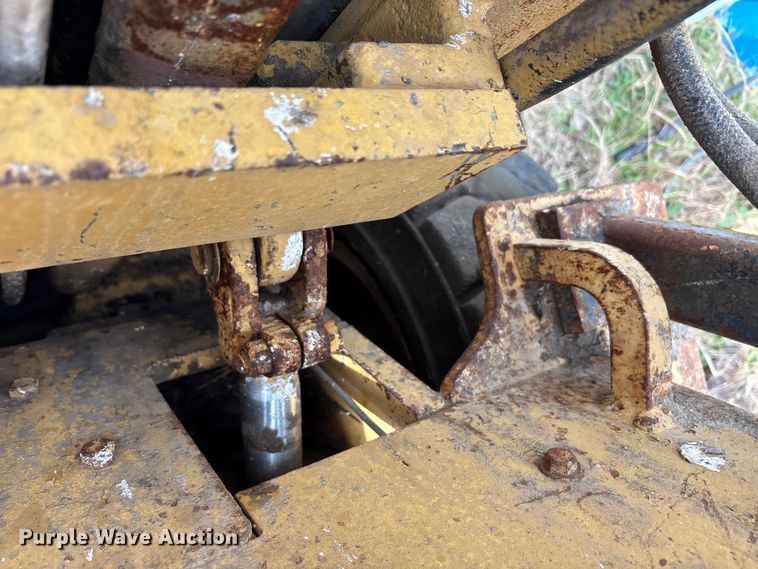 image for item EU0179 Caterpillar V50C forklift