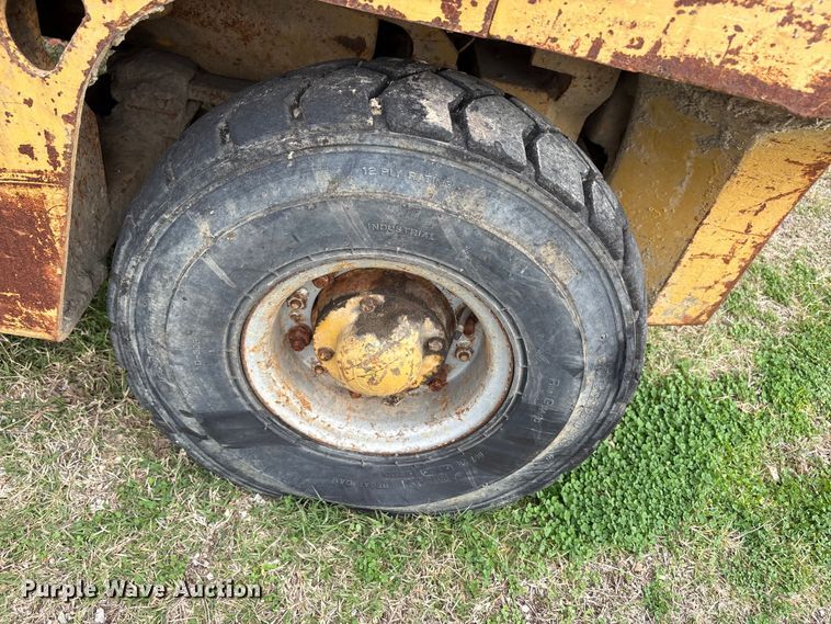 image for item EU0179 Caterpillar V50C forklift