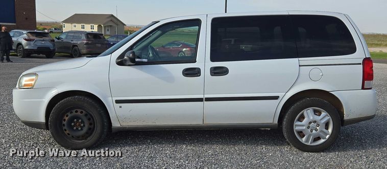 image for item EU3809 2008 Chevrolet Uplander van