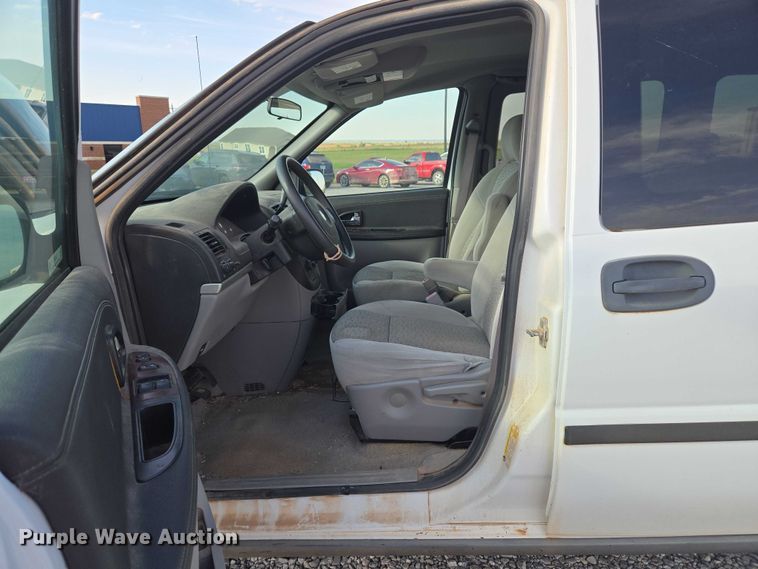 image for item EU3809 2008 Chevrolet Uplander van