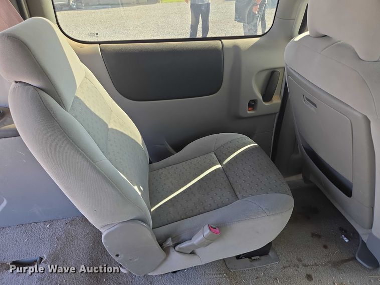 image for item EU3809 2008 Chevrolet Uplander van