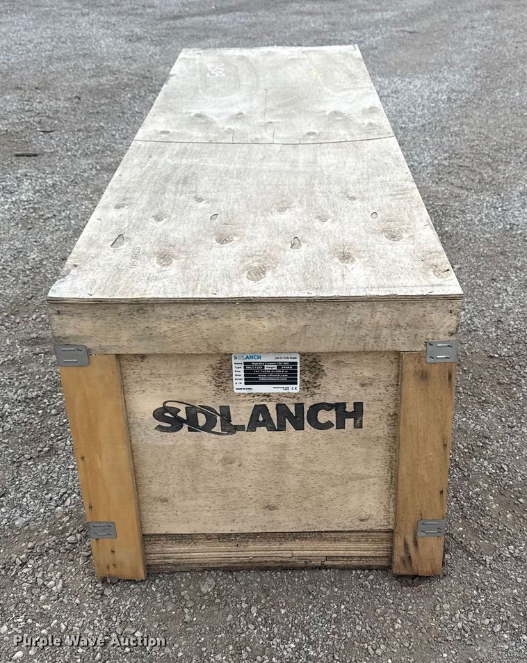 image for item EU4013 SDLANCH carport