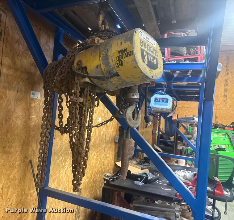 image for item EU4015 Budgit hoist 