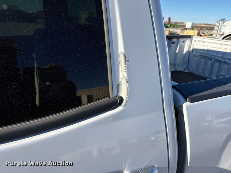 image for item EU4746 2014 Chevrolet Silverado 1500 Crew Cab pickup truck